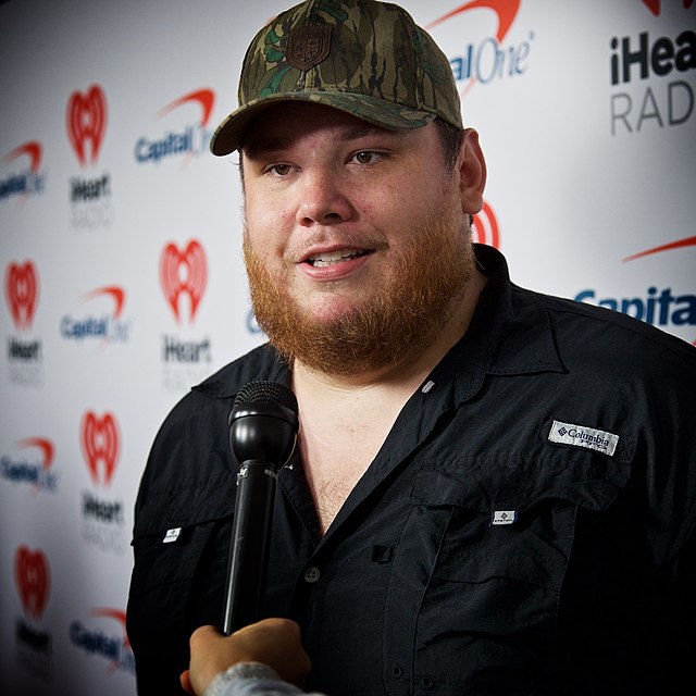 Luke Combs 2023 BBMAs Finalists